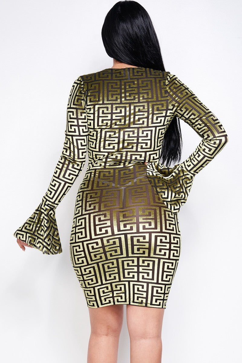 Green Sleek Patterned Velvet V -Neck Bell-Sleeved Dress